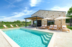 Villa Fiore Viola by Istrialux